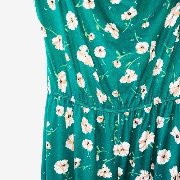 Francesca’s Miami Green Floral Print Cropped Strapless Jumpsuit Medium Women’s - Picture 3 of 9